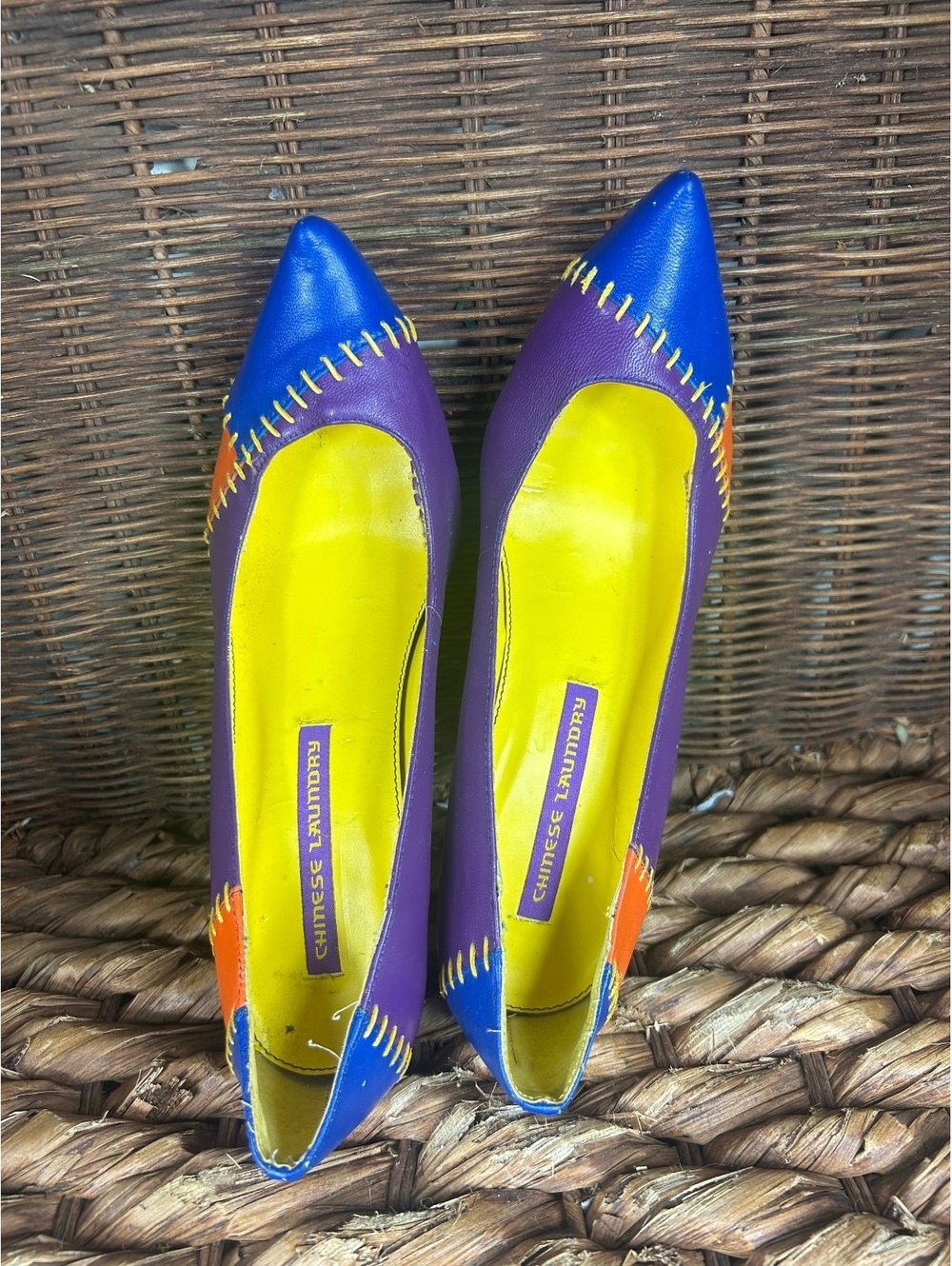 Multicolor pointed toe pumps - Picture 6 of 7